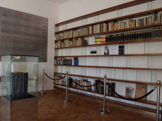 Knihovna Františka Kalivody, Sbírka Vily Löw-Beer v Brně